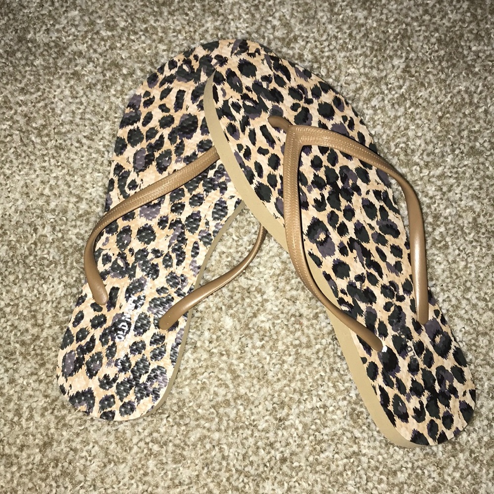 Old Navy Cheetah Flip Flops